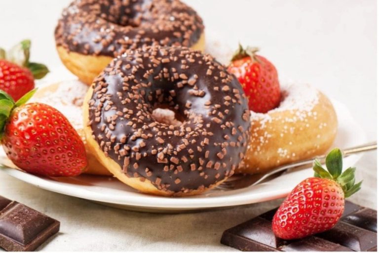 Homemade Dunkin’ Donuts Recipe: Perfect Chocolate Glazed Donuts