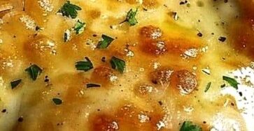 Creamy & Cheesy Baked Chicken Delight Creamy & Cheesy Baked Chicken Delight