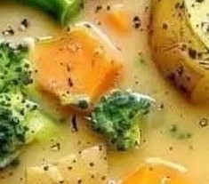 Hearty Broccoli Potato Soup Recipe