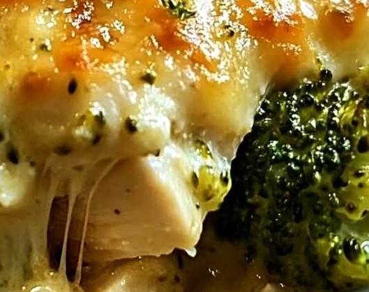 Creamy Keto Chicken Broccoli Casserole Bake