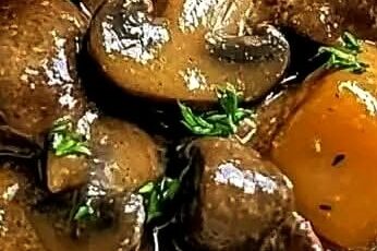 Slow Cooker Beef and Mushroom Stew Recipe