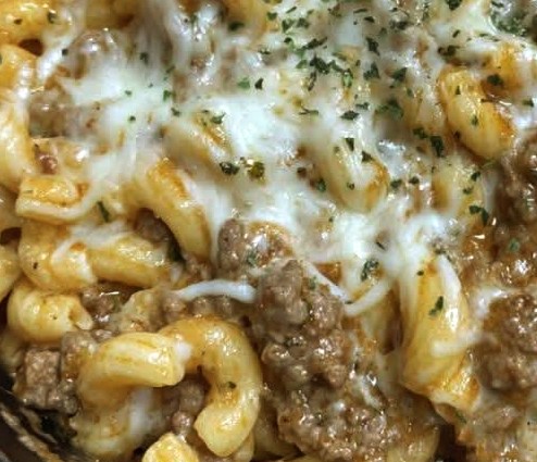 Cheesy Philly Cheesesteak Hamburger Helper Skillet