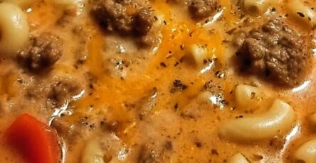 One-Pot Macaroni Cheeseburger Soup