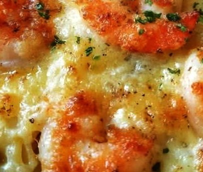 Cheesy Shrimp Scampi Pasta Bake