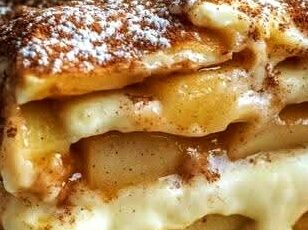 Cinnamon Roll Apple “Lasagna”