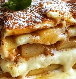 Cinnamon Roll Apple “Lasagna”