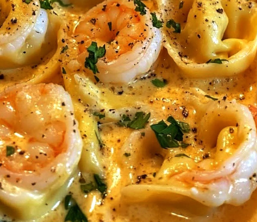 Creamy Lemon Garlic Shrimp Tortellini