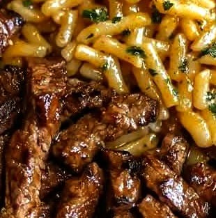 One-Pot Smoky Honey BBQ Steak Pasta
