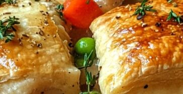 Creamy Chicken Pot Pie Soup with Puff Pastry Toppers