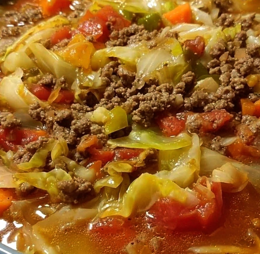 Hearty & Healthy Cabbage Soup with Ground Beef