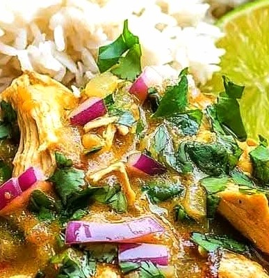 Thai Basil Chicken Curry in Coconut Milk