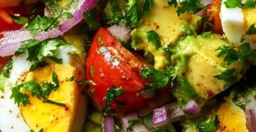 Creamy Avocado Egg Salad with Tomato & Red Onion