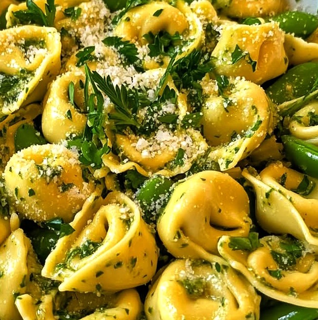 Fresh Lemon Herb Tortellini Salad with Snap Peas