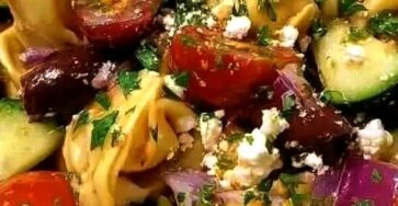 Mediterranean Greek Tortellini Pasta Salad Mediterranean Greek Tortellini Pasta Salad