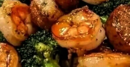 Honey Garlic Shrimp, Sausage & Roasted Broccoli Skillet