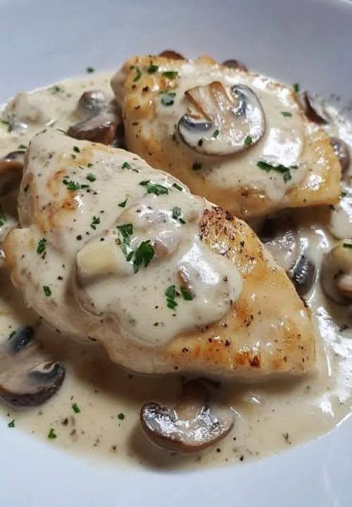 Creamy Garlic Chicken with Mushrooms