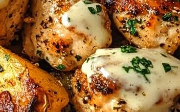 Garlic Butter Chicken Bites with Parmesan Cream Sauce & Cheesy Roasted Potatoes