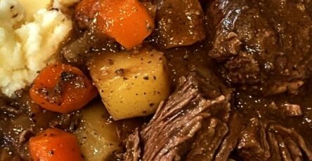 Tender Beef Pot Roast with Carrots, Potatoes & Creamy Mashed Potatoes