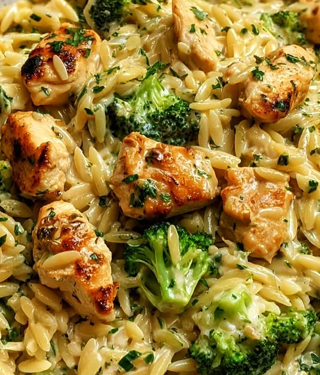 Creamy Chicken & Broccoli Orzo Bowl