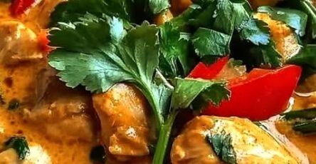 Creamy Thai Chicken Coconut Curry with Fresh Herbs 