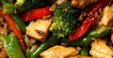 Ultimate Healthy Chicken & Veggie Stir-Fry with Mixed Rice Ultimate Healthy Chicken & Veggie Stir-Fry with Mixed Rice