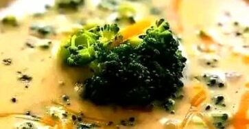 Instant Pot Broccoli Cheddar Soup Instant Pot Broccoli Cheddar Soup