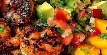 Healthy Shrimp and Avocado Bowl with Fresh Mango Salsa & Zesty Lime-Chili Sauce Healthy Shrimp and Avocado Bowl with Fresh Mango Salsa & Zesty Lime-Chili Sauce