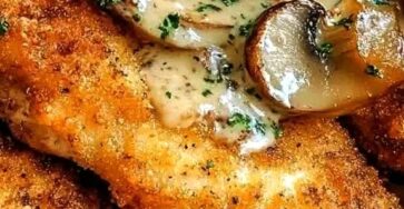 Crispy Chicken with Creamy Parmesan Mushroom Sauce