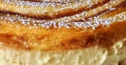 Cinnamon Roll Cheesecake Recipe