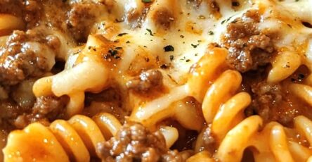 Creamy Garlic Parmesan Beef and Rotini Pasta