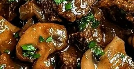 Slow Cooker Beef and Mushroom Stew