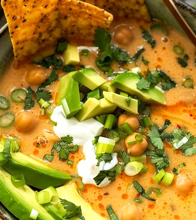 Creamy White Chickpea Chili Recipe