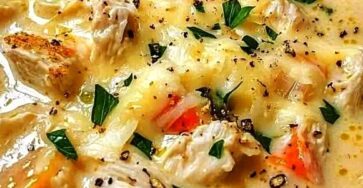 Creamy Chicken & Parmesan Soup