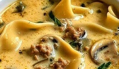 Creamy Sausage and Mushroom Tortellini Soup