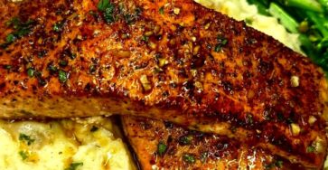 Honey Garlic Salmon Honey Garlic Salmon