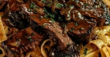 Classic Pepper Steak with Pasta