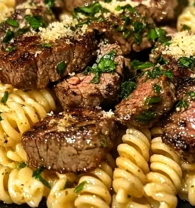 Garlic Parmesan Steak Bites with Rotini Pasta