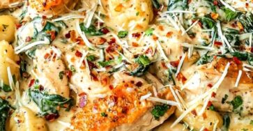 Creamy Spinach Chicken Gnocchi Skillet Creamy Spinach Chicken Gnocchi Skillet