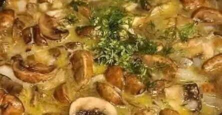 Soupe crémeuse aux champignons maison