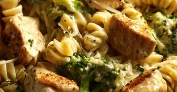 Creamy Chicken and Broccoli Pasta