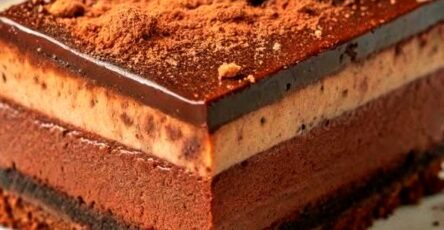 Gâteau Mousse Triple Chocolat