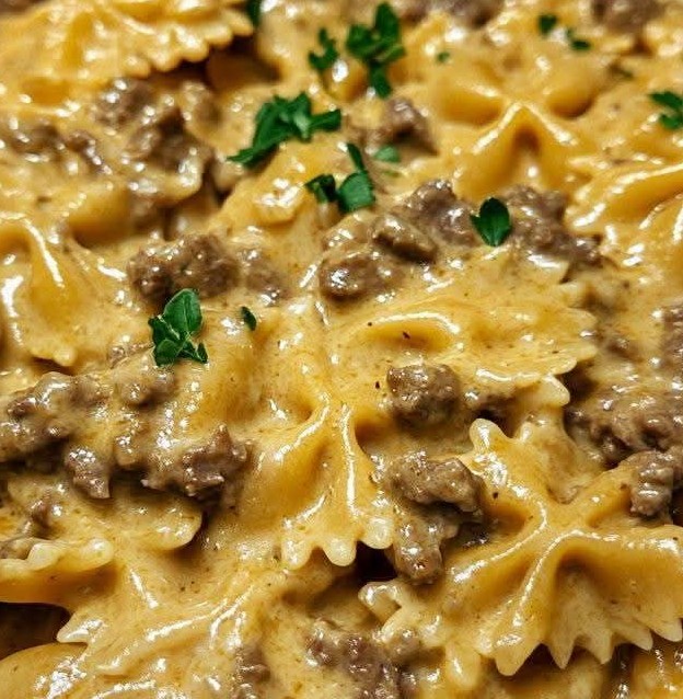 Pâtes Papillon à la Viande Hachée et Sauce Crémeuse Pâtes Papillon à la Viande Hachée et Sauce Crémeuse