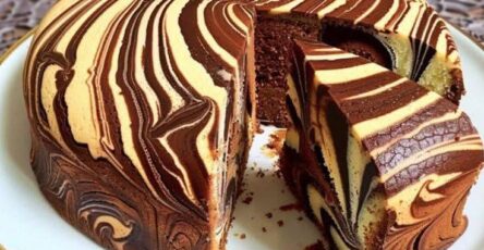 Gâteau Zébré Moelleux au Cacao et à la Vanille