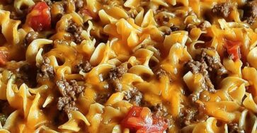 Cheesy Beef Noodle Casserole Cheesy Beef Noodle Casserole