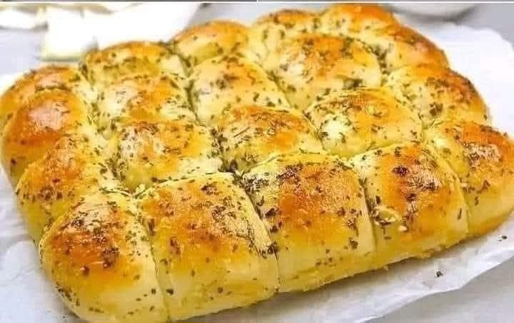 Briochettes à l’Ail Moelleuses Briochettes à l’Ail Moelleuses