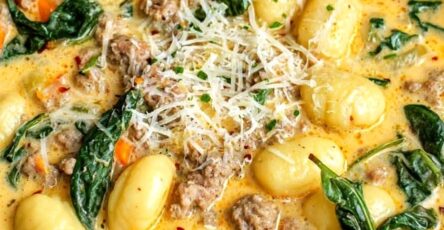 Creamy Italian Sausage Gnocchi Soup