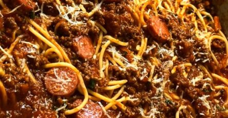 Spaghetti with Ground Beef and Smoked Sausage