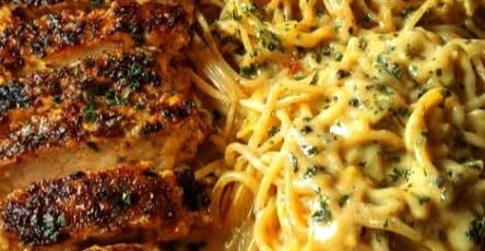 Garlic Butter Chicken Spaghetti in Creamy Cheddar Alfredo Sauce