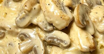 Creamy Garlic Chicken & Mushroom Spaghetti
