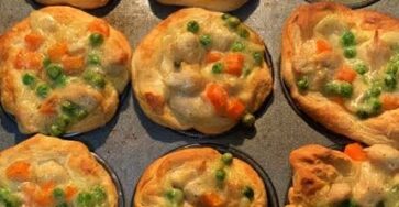 Easy Mini Chicken Pot Pies
